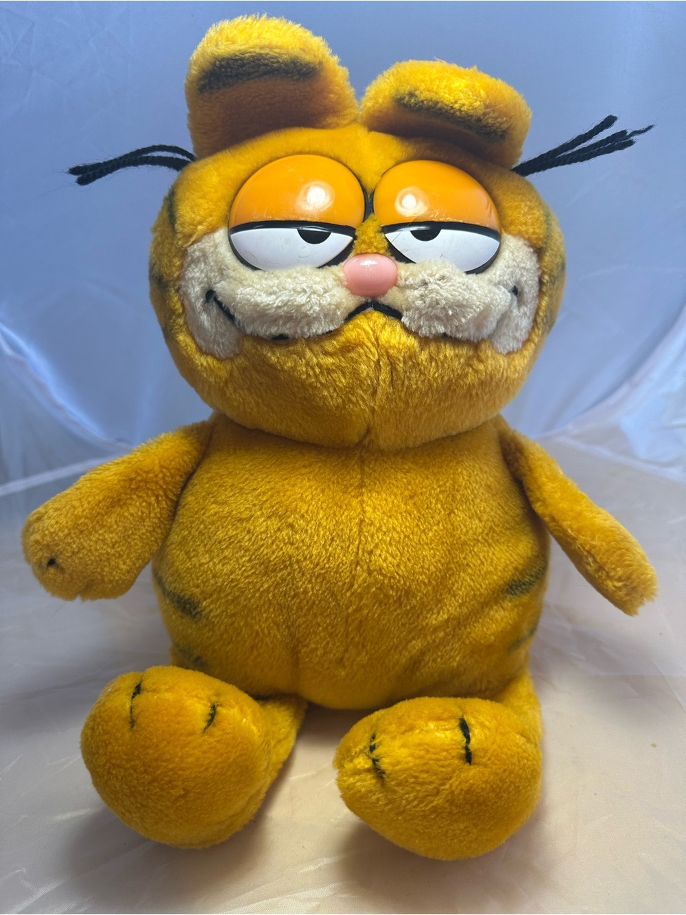 Vintage Garfield Plush Toy - Bright Orange